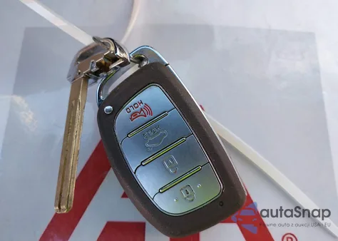 2016 Hyundai Sonata Hybrid Se из США, поврежденный, VIN KMHE24L15GA038545